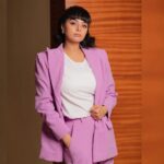 Sanam Shetty Instagram - Color pop 🍭 . . . Outfit @fascinodresses_by_shyn Styling @shyn_fascino Photography @shots_by_ad MUH @makeupbyjenitabhaskar #moodymondays #suitup #pantsuit #pastel #powerdresser #happyevening