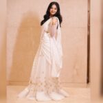 Sanam Shetty Instagram - One of the most beautiful gowns I've worn 🤍🤍🤍🤍 . . Custom made design by @shyn_fascino Outfit @fascinodresses_by_shyn Photography @@phototodayofficial MUH @vaishuzmakeover Venue @radissonblucbe #indowesternwear #eventstyling #itswhite #whitebridals #sanam #sanamshetty #tgif