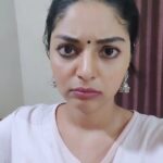 Sanam Shetty Instagram - Eppudraa..ipdi oru talent!?😮 #weekendfun #reels #reelsinstagram #goodnight