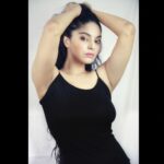 Sanam Shetty Instagram - Where's the party tonight? 🖤 . . . . Clicks drx.photography #saturdazed #happyweekend #longhairdays #black #lbd