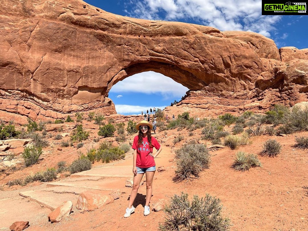Sanaya Irani Instagram - You know you are on a road trip when you are stealing your brothers clothes 😉.#throwback #archesnationalpark