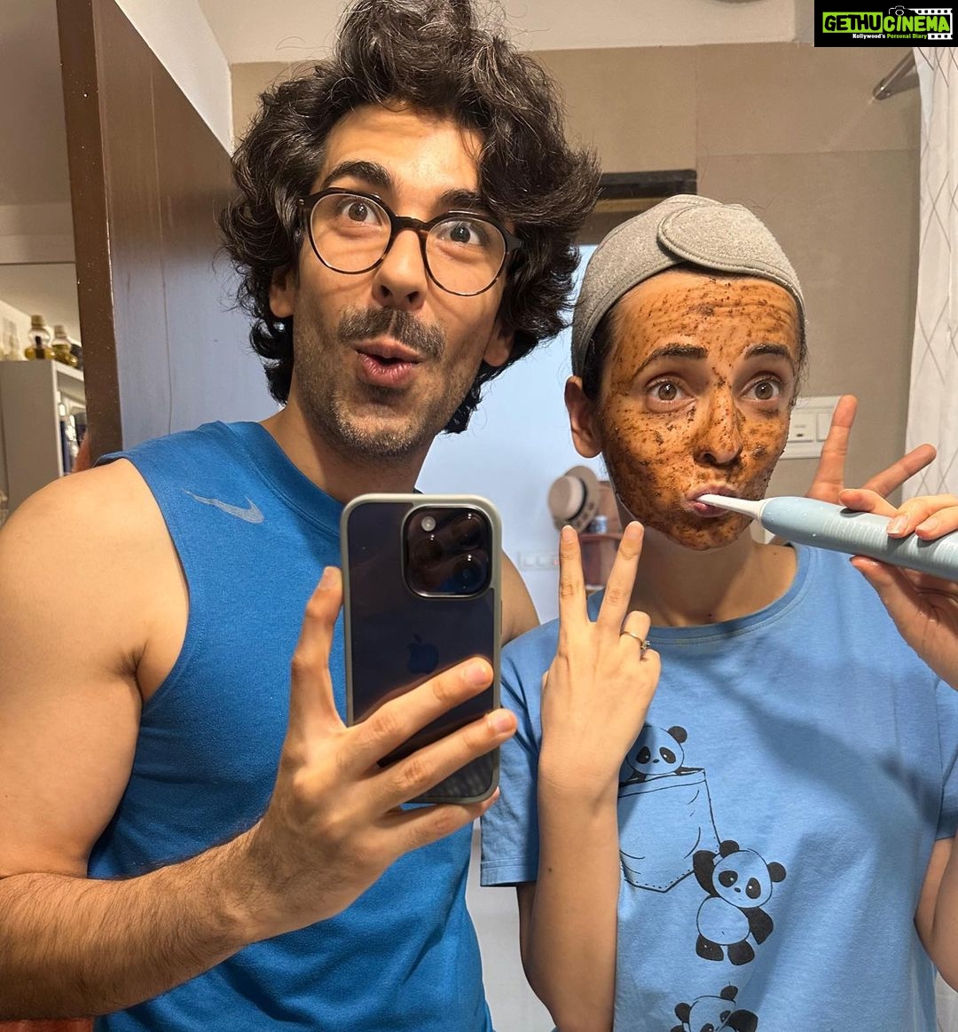 Sanaya Irani Instagram - Mornings be like 😊🪥🪥 Isn’t my wife just the prettiest? ❤️❤️
