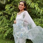 Sanchana Natarajan Instagram – மாய பூ திரள் 🌷