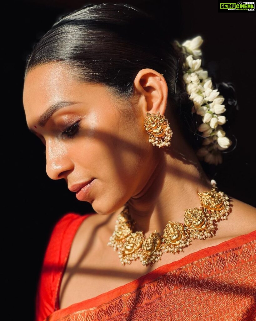 Sanchana Natarajan Instagram - உன் கண்ணே ஆயிரம் கதை பேசுதே❤