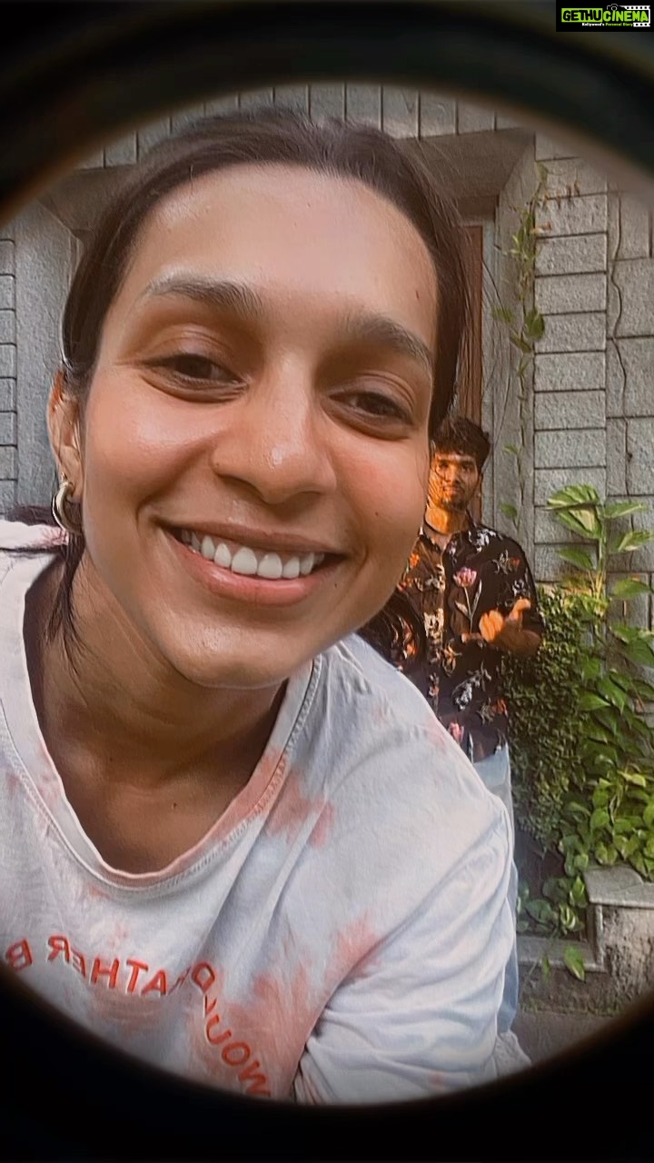 Sanchana Natarajan Instagram - POV- when you thought you were going to eat clean, train 5 days a week, sleep on time and drink 2ltrs of water a day.
