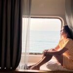 Sanchita Shetty Instagram - When imagination stops, realisation begins.! PC : aunt Chitra 🥰 Place : #cordilacruises #nofilter #nomakeup #iphone13 #iponephotography #cruise #cruiseship #cruislife #sea #sealife #mothernature #sanchita #sanchitashetty #spreadlovepositivity ❤️
