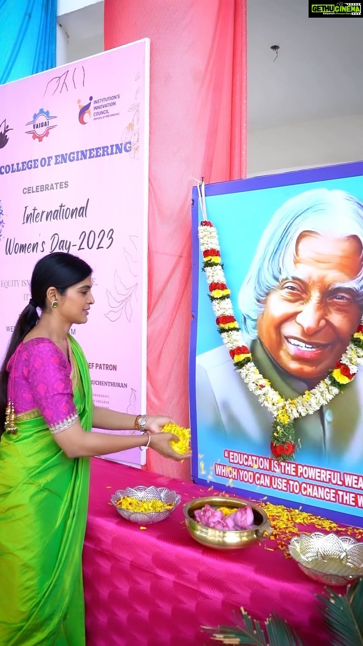 Sanchita Shetty Instagram - Motivational Speaker @ Vaigai Engineering College Women's Day Celebration Inspiring young minds to reach glorious heights of success to achieve their dreams and become great leaders of India. VC : @travellingsouljour 📸🎥 #happywomensday #instagramreels #love #joy #motivational #motivationalspeaker #motivations #sanchita #sanchitashetty #spreadlovepositivity ❤️