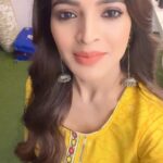 Sanchita Shetty Instagram - Behind the shoots 😆🥰 Amazing team 🥰 #troughback #shoot #sanchita #sanchitashetty #spreadlovepositivity ❤️