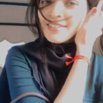 Sanchita Shetty Instagram - In Autopilot Love yourself ❤️ Love all ❤️ #love #autoride #autopilot #nomakeup #sunset #sanchita #sanchitashetty #spreadlovepositivity ❤️