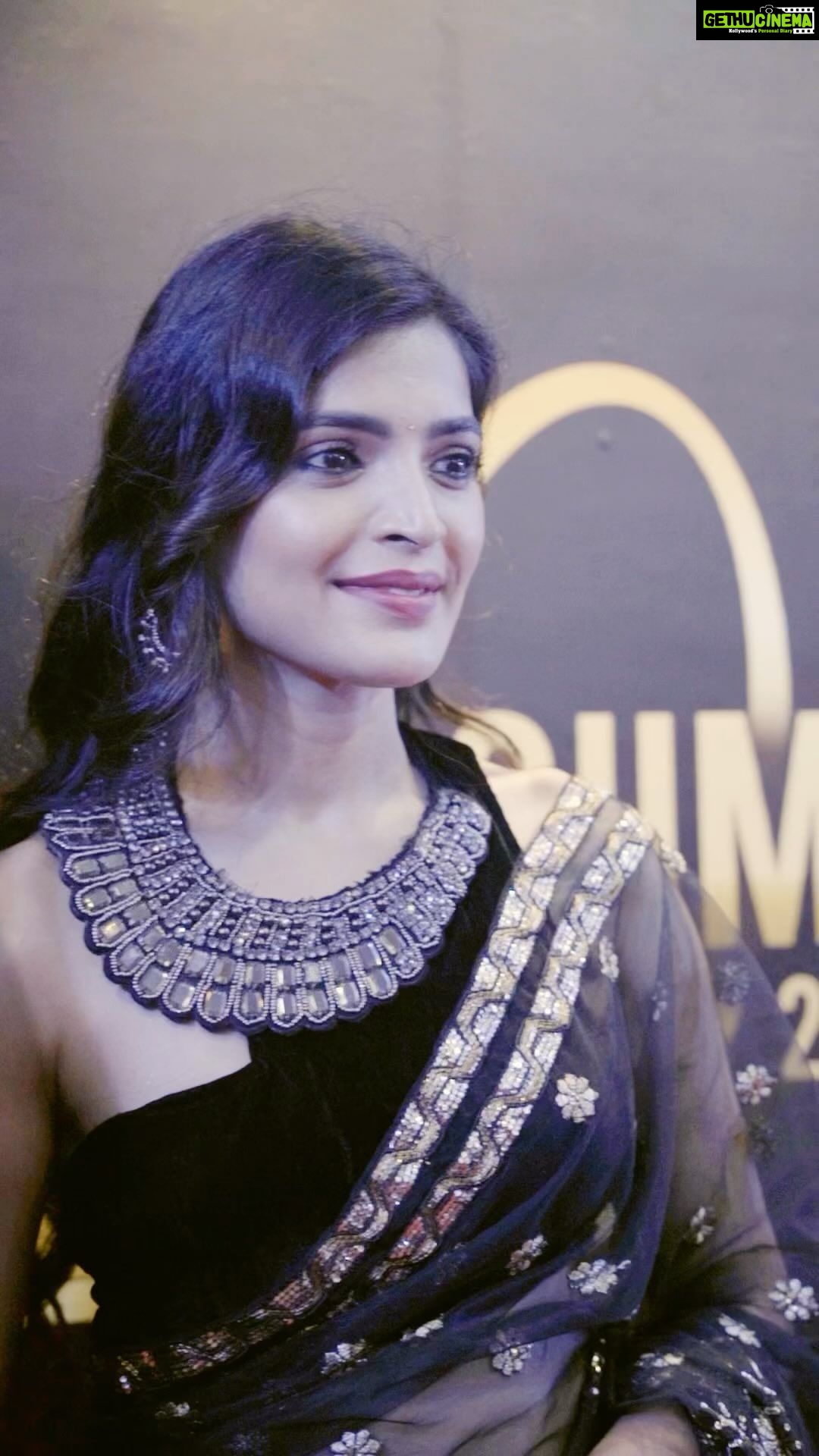 Sanchita Shetty Instagram - @isanchitaa sharing her excitement during #siima2022 in Bengaluru! . . #wolf777siimaweekend #wolf777 #wolf777news