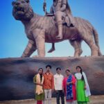 Sanchita Shetty Instagram - Grateful to my ancestors for praying and receiving blessings of Male Mahadeshwara. He is my Kula Devatha from before I was born and have grown up visiting MM hills revering him and praying to Mahadeshwara Swami 🙏 Now I am so blessed to witness his 108 feet statue that radiates loving energy healing the body and mind. I invite you to visit MM hills on the Karnataka-Tamil Nadu border and experience it for yourself. Heartfelt thanks to the Mahadeshwara temple team of Nagesh, Soma & Mallikarju Sir for the special darshan and taking care of me & my family. We are grateful for your kind gesture🙏 May you also visit MM hills and be spiritually uplifted. Family : @amarrshetty @omkar_cutipie @poojaamarr_official #malemadeswaratemple #mmhills #lordshiva #shiva #omnamahshivaya #spiritual #spirituality #spiritualgrowth #spiritualjourney #heal #spiritualhealing #devotion #transformation #motivational #sanchita #sanchitashetty #spreadlovepositivity ❤️