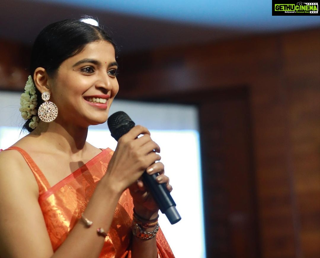 Sanchita Shetty Instagram - Congratulations to my fellow Rotary Madurai Metro Heritage awardees @sachin_siva777 - Cricket (Disabled) team captain & @badri_para_sports Badminton coach. You are true heroes overcoming all challenges to represent India at an international level in your respective sports. Thank you Rotary Club for the honor. Special thanks to present President of Madurai Rotary : @crvenk PC : @travellingsouljour 📸 Costume : @ajizz_fashion #rotary #rotaryindia #rotaryclub #rotaryinternational #rotaryawards #rotaryawareness #madurai #sachinshiva #cricket #badrinarayan #badminton #desible #team #sanchita #sanchitashetty #spreadlovepositivity ❤️