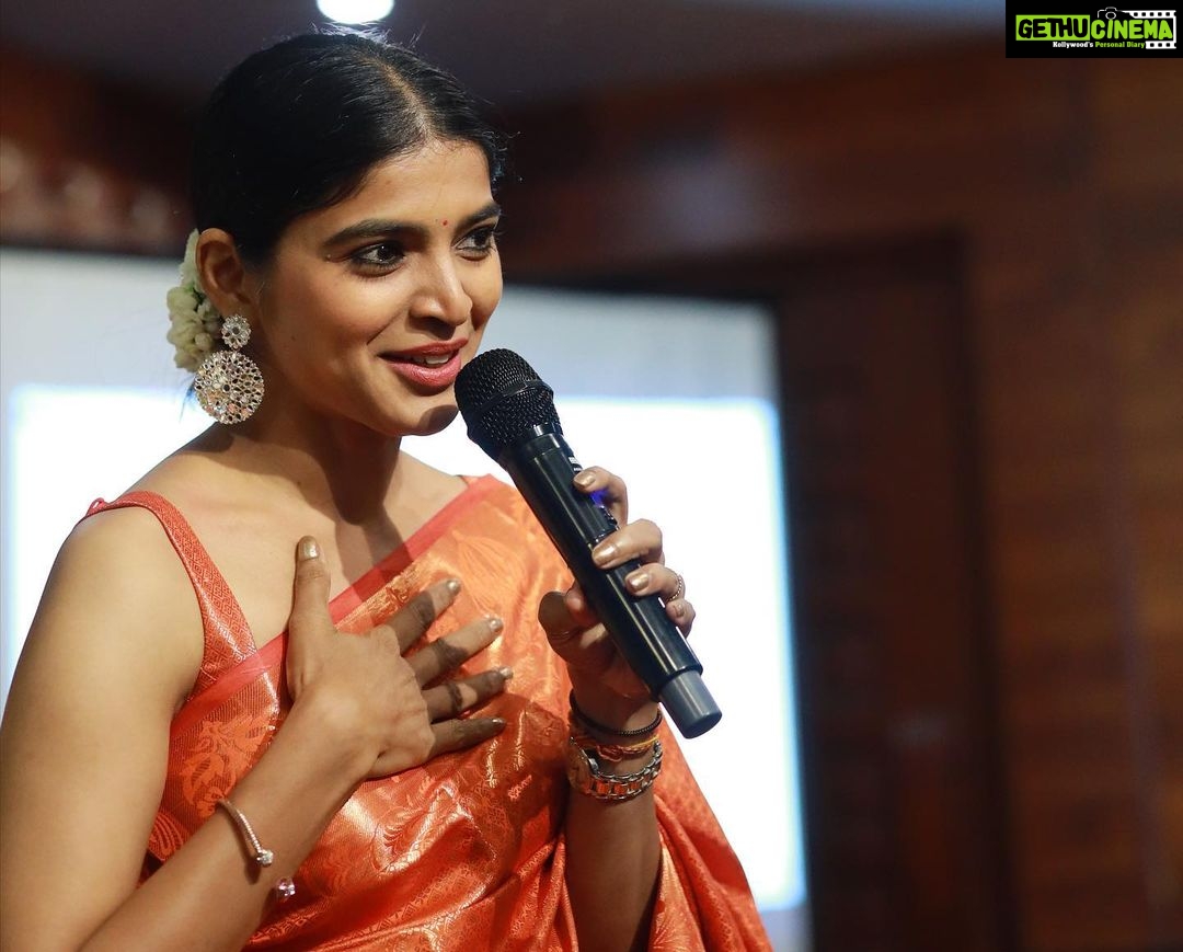 Sanchita Shetty Instagram - Congratulations to my fellow Rotary Madurai Metro Heritage awardees @sachin_siva777 - Cricket (Disabled) team captain & @badri_para_sports Badminton coach. You are true heroes overcoming all challenges to represent India at an international level in your respective sports. Thank you Rotary Club for the honor. Special thanks to present President of Madurai Rotary : @crvenk PC : @travellingsouljour 📸 Costume : @ajizz_fashion #rotary #rotaryindia #rotaryclub #rotaryinternational #rotaryawards #rotaryawareness #madurai #sachinshiva #cricket #badrinarayan #badminton #desible #team #sanchita #sanchitashetty #spreadlovepositivity ❤️