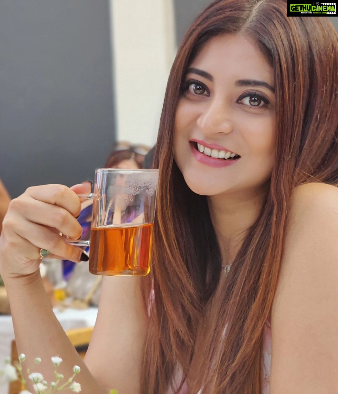 Sandipta Sen Instagram - Ek cup cha shokal e chaaai..chai😍☕
