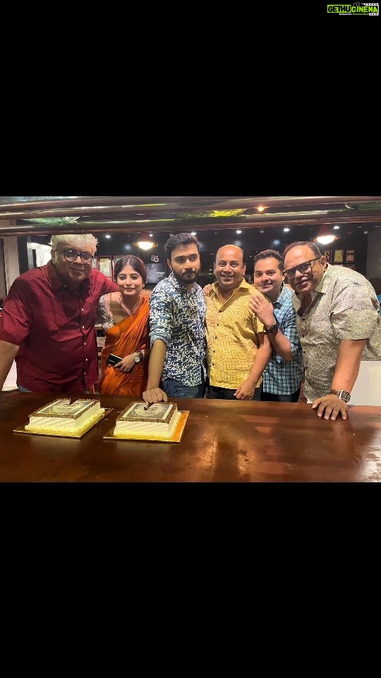 Sandipta Sen Instagram - Thank you so much for the immense love... #50daysAtTheTheatres 🎥@myself_suvam #theeken #theekenruddhosashrajasthan @svfsocial @iammony @shrikantmohta @joydeep0906 @aby2806 @ahanakanjilal @siddhant_sheth @chakrabarti_anirban @soumyamukerji_ @suhotra_mukhopadhyay @mirchisomak @ramyadip_saha @sudip.chitta.sarkar