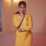 Sandipta Sen Instagram - Besh Mishti gaan ta ❤️ 🎥@myself_suvam Light @imsayantanchakraborty Location: Rhythaim The Dance Lab @avyaan_roy #trending #trendingsong #trendingreels #instareels #feelkaroreelkaro #feelitreelit