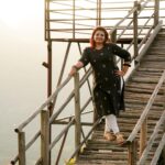 Sandra Thomas Instagram - Happy Soul ✌️ #NNR #STP #movies #location #kanthallur #munnar #hillstation #cinema #producer #film #filmmaker #motherproducer