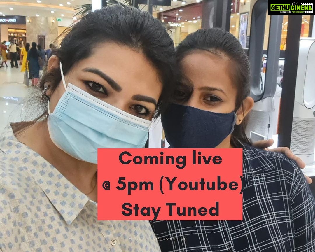 Sandra Thomas Instagram - Coming live @ 5pm -Supernatural Family