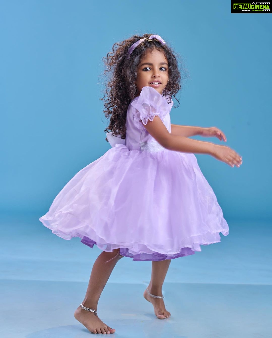 Sandra Thomas Instagram - Dreamy girl ❤️ Outfit : @cinderella_diariez 📷: @ashique_hassan Styling : @edesignsbythasneem Studio : @maxxocreative #easter #happyeaster #easterbunny #spring #eastereggs #love #easterdecor #bunny #eastersunday #stayhome #dresses #chocolate #cinderella #handmade #covid #family #art #toddlersofinstagram #specialday #instagood #easterbasket #loveandpeace #supernaturalfamily #celebrations #thankakolusu #happy #goodfriday #staysafe Maxxo Creative