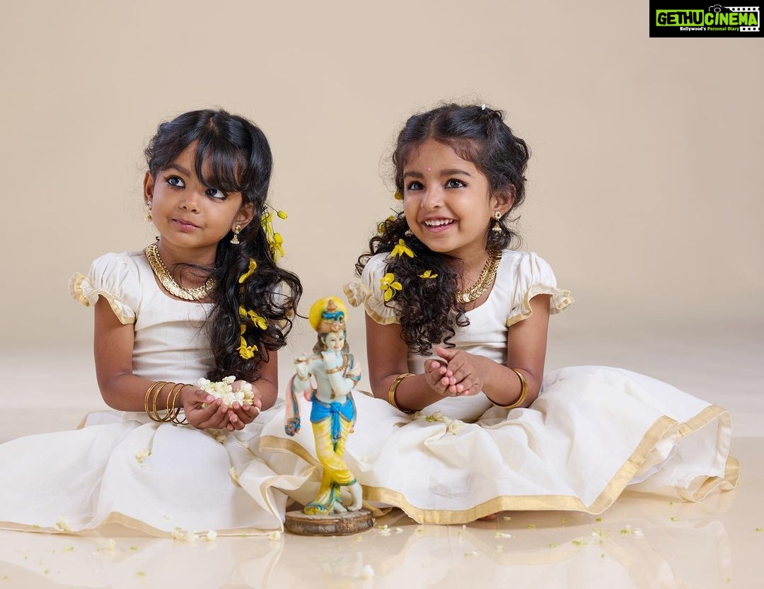 Sandra Thomas Instagram - Happy Vishu🌼🌼🌼 This outfit was gifted by our dearest @iam__madhurianil aunty😊 📷: @ashique_hassan Styling : @edesignsbythasneem Studio : @maxxocreative #vishu #keralagodsowncountry #thankakolusu #newyear #supernaturalfamily #tamilnewyear #mollywood #picoftheday #keralatourism #tiktok #festival #happy #keralafestival #mallugram #cultural #keralaphotography #april #goodfriday #yellowflowers #covid #vishucelebration #kannur #traditional #vissam #instadaily #keraladiaries #vishuvn #vishuphotography #insta #vishukalam Maxxo Creative