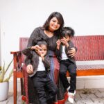 Sandra Thomas Instagram - ഞാനും എന്റെ തങ്കകൊലുസും 📷: @camlens_photography Makeup: @zara___makeover #mother #love #influencer #family #motherhood #baby #mothersday #momlife #father #mama #kids #happy #instagood #life #daughter #mommy #babygirl #instagram #children #beautiful #parenting #motherlove #cute #photography #kerala #mum #photooftheday #playful #supernaturalfamily #thankakolusu