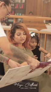 Sandra Thomas Instagram - I have been struggling with my bad hair since the last colouring and now it’s time for a change and I trust u chechi @manjucalluna 

#hairmakeover #hairtransformation #hair #hairgoals #haircut #haircolor #balayage #hairstylist #hairinspo #hairdresser #hairstyle #hairoftheday #hairstyles #behindthechair #hairtrends #hairlove #highlights #modernsalon #hairartist #hairdressermagic #olaplex #hairinspiration #blondehair #haircare #beforeandafter #hairsalon #blonde #beautifulhair #beauty #healthyhair