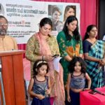 Sandra Thomas Instagram - Attention peeps, if any of u planning to call me for any function please be ready with some students to listen to my girls stories and u will get an extra bonus of cleaning staff as well. This is about last weekend’s book launch function at Gothuruth with dear friend @anumolofficial #booklaunch #library #thankakolusu #supernaturalfamily #kids #children #motherhood