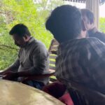 Sandra Thomas Instagram - Getting prepared for the character #nallanilavullarathri #nnr #sandrathomasproductions #stp #shooting #location Kuttikanam