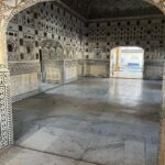 Sangeetha Bhat Instagram - Amer Fort – the melting pot of Rajasthan's heritage, art and architecture….. Jaipur Part 2 Swipe<> #sangeethabhat #sangeethabhatsudarshan #sudarshanrangaprasad #amerfort #amberfort #jaipur #rajasthan @sudarshan_rangaprasad ♥️ Amber Fort, Pink City, Rajastan