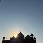 Sangeetha Bhat Instagram - ”Not a piece of architecture, as other buildings are, but the proud passions of an emperor’s love wrought in living stones.”…. Taj Mahal…..♥️ Agra part 4 Swipw<> @sudarshan_rangaprasad @sangeetha_bhat #sangeethabhat #sangeethabhatsudarshan #sangeethabhattravels #tajmahal #sudarshanrangaprasad #incredibleindia Tajmahal