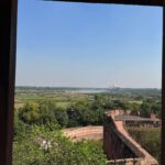 Sangeetha Bhat Instagram - “Leave nothing but footprints, take nothing but photos, kill nothing but time…… Agra-part2 Swipe<> #sangeethabhat #sangeethabhatsudarshan #sangeethabhattravels #agra #agrafort #travelphotography @sudarshan_rangaprasad ♥️ #sudarshanrangaprasad Agra Fort आगरा का किला آگرہ قلعہ
