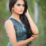 Sangeetha Bhat Instagram - "You make a choice: continue living your life feeling muddled in this abyss of self-misunderstanding, or you find your identity independent of it. You draw your own box." — Duchess Meghan #sangeethabhat #sangeethabhatsudarshan @uniquemakeover_by_nethrarajesh @v_photographystudio @magical_makeover_by_anitha Bangalore, India