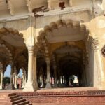Sangeetha Bhat Instagram - “To Travel is to Live” Agra fort 3 Swipe<> @sudarshan_rangaprasad ♥️ #sangeethabhat #sangeethabhatsudarshan #sudarshanrangaprasad #agra #agrafort Agra Fort आगरा का किला آگرہ قلعہ