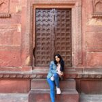 Sangeetha Bhat Instagram – “Leave nothing but footprints, take nothing but photos, kill nothing but time……
Agra-part2
Swipe<<>>

#sangeethabhat #sangeethabhatsudarshan #sangeethabhattravels #agra #agrafort #travelphotography @sudarshan_rangaprasad ♥️
#sudarshanrangaprasad Agra Fort   आगरा का किला   آگرہ قلعہ