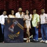 Sangeetha Bhat Instagram - Photo dump from the launch of title and first look poster of #klaantha with my amazing team….. @vaibhavprashanth @vignesh_m_officiall @praveenjain_comedykiladi @raghurj_choreographer #sangeethabhat #sangeethabhatsudarshan Renukamba Studio, Malleshwaram