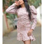 Sangeetha Bhat Instagram - @ks_mokshendra Thank you for capturing such memorable pictures of me for close to 13-14 years….. I heartily thank you for constantly supporting me and my work for so many years….. 🙏🏻🙏🏻🙏🏻🫶🏻 Sharing the pictures of me and my OOTD from the first Pressmeet of the film I’m part of KLAANTHA #klaantha #sangeethabhat #sangeethabhatsudarshan #chitralahari SWIPE<> Renukamba Studio, Malleshwaram