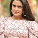 Sangeetha Bhat Instagram - @ks_mokshendra Thank you for capturing such memorable pictures of me for close to 13-14 years….. I heartily thank you for constantly supporting me and my work for so many years….. 🙏🏻🙏🏻🙏🏻🫶🏻 Sharing the pictures of me and my OOTD from the first Pressmeet of the film I’m part of KLAANTHA #klaantha #sangeethabhat #sangeethabhatsudarshan #chitralahari SWIPE<> Renukamba Studio, Malleshwaram
