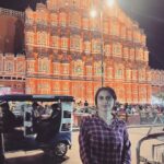 Sangeetha Bhat Instagram - ♥️♥️♥️ End of Jaipur photo dump… wait for Delhi then we will be done with the golden triangle 🥰🥰🥰🥰🥰 Swipe<> @sudarshan_rangaprasad #sangeethabhat #sangeethabhatsudarshan #sudarshanrangaprasad #jaipur #rajasthan #hawamahal गुलाबी नगर, जयपुर : Pink City, Jaipur