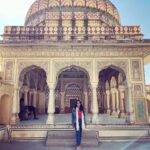 Sangeetha Bhat Instagram - ♥️♥️♥️ End of Jaipur photo dump… wait for Delhi then we will be done with the golden triangle 🥰🥰🥰🥰🥰 Swipe<> @sudarshan_rangaprasad #sangeethabhat #sangeethabhatsudarshan #sudarshanrangaprasad #jaipur #rajasthan #hawamahal गुलाबी नगर, जयपुर : Pink City, Jaipur