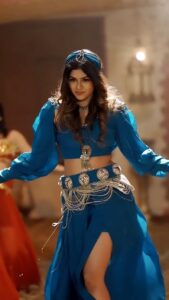 Sanjana Anand Instagram - Am I getting over this Habibi Outfit !?? 
.
.
I say Not so soooon 🧜🏻‍♀️

Thank you for 7Million  Views for #Dash🦋
