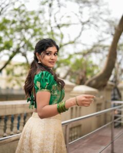 Sanjana Anand Instagram - 1 , 2 or 3 ???? 🤍
 
 Wearing : @nineonine_designstudio 
Mua : My fav @rashmi_makeover_artistry 
Pc : @suhas_sapthagiri