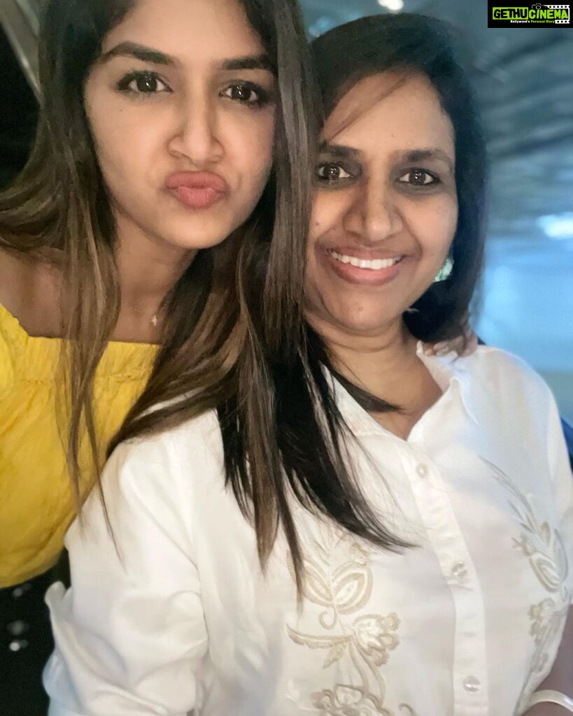 Sanjana Anand Instagram - To my Goddess ❤️ Happpyyy Birthdayyyyyy 🎶 My gratitude for you is eternal😘 .... for allllllll those selfless sacrifices and lovee ...n for everythinggggg that youve done for us & still do..😘 Thankyou ❤️ Happy birthdayyyy my baby🧿🌎