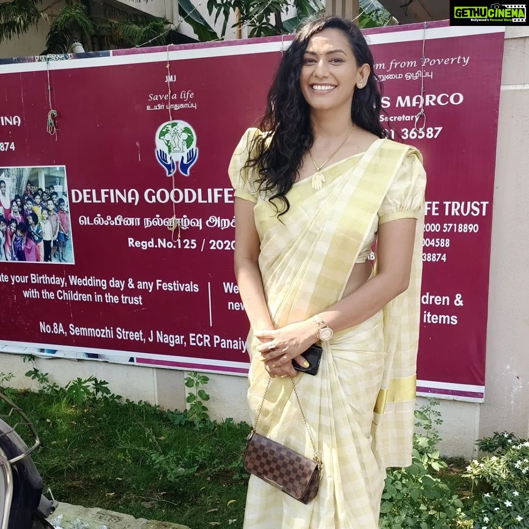 Sanjana Singh Instagram - இனிய தமிழ் புத்தாண்டு, உங்கள் வாழ்வு வளமும் மகிழ்ச்சியும் நிறைந்ததாக அமையட்டும். கடவுள் உங்களுக்கு எல்லா நல்ல ஆரோக்கியத்தையும், வலிமையையும், மகிழ்ச்சியையும் தருவானாக...