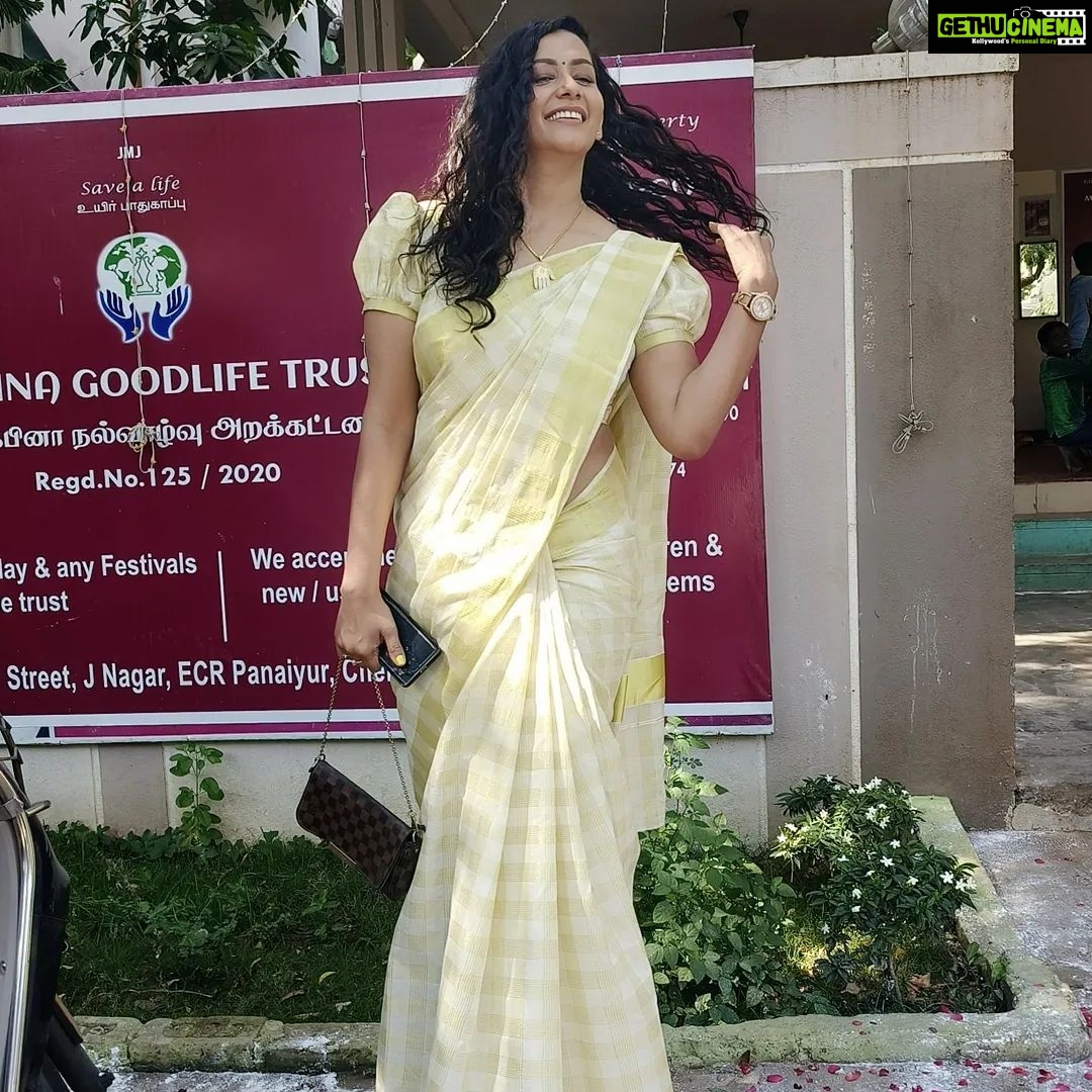 Sanjana Singh Instagram - இனிய தமிழ் புத்தாண்டு, உங்கள் வாழ்வு வளமும் மகிழ்ச்சியும் நிறைந்ததாக அமையட்டும். கடவுள் உங்களுக்கு எல்லா நல்ல ஆரோக்கியத்தையும், வலிமையையும், மகிழ்ச்சியையும் தருவானாக...