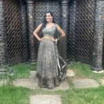 Sanjana Singh Instagram - I wish you all a wonderful new year and hope it brings you many blessings. Get rid of the old to make place for the new, and I wish you all happiness throughout the year! Best wishes for the New Year! I am counting my blessings and sending more of them to my fans ❤️ costume Designer @fantasyfashionsff.