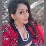 Sanjana Singh Instagram - At shooting (30/12/2022 ) Thank you for giving me joy and happiness this year. I bid you farewell and welcome another new year with lot of wishful thinking and hope. Goodbye 2022 .. Pedappai, Tamil Nadu, India