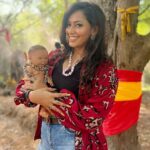 Sanjana Singh Instagram - At shooting (30/12/2022 ) Thank you for giving me joy and happiness this year. I bid you farewell and welcome another new year with lot of wishful thinking and hope. Goodbye 2022 .. Pedappai, Tamil Nadu, India