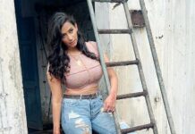Sanjana Singh Instagram - Mahfooz Rakh Bedaag Rakh Maili Na kar tajeendgi Milti nhi inshan ko Kirdaar ki chadar nai .