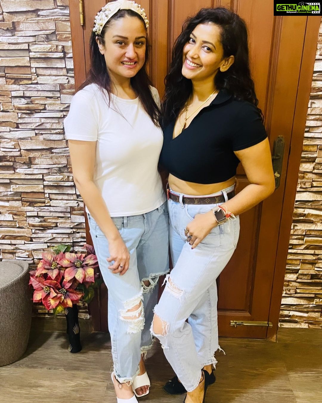 Sanjana Singh Instagram - Happy birthday my love @soniaaggarwal1 angel ❤️ May Saibaba blessed with lots of success and happiness in your life, Love you so much ❤️ #bestfriendsforever