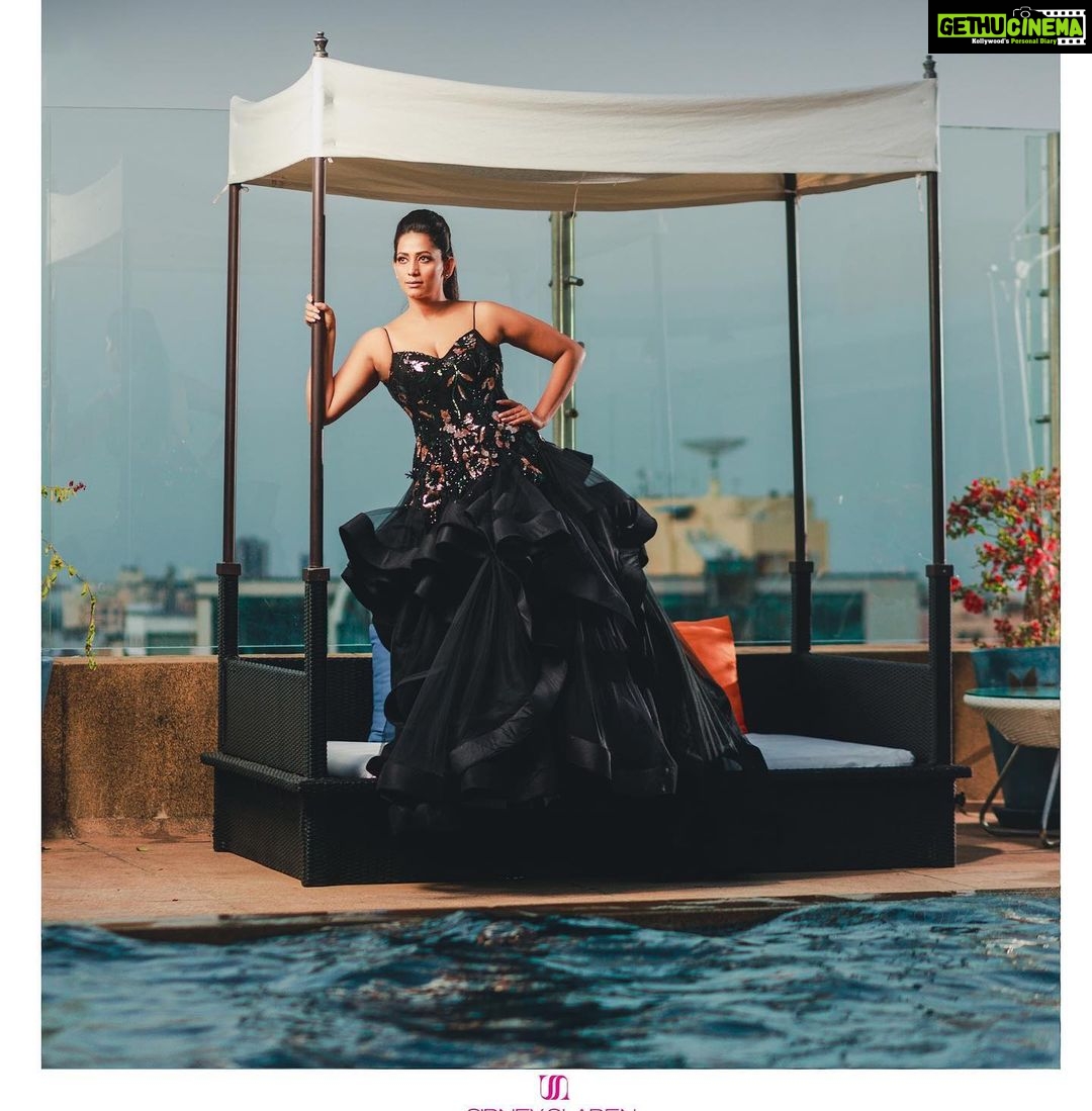 Sanjana Singh Instagram - Forever by @sidneysladenofficial #sidneysladen @sidneysladen Photography @thivakar.photo Mua @pinkylohar Location @theparkchennai BTS assistant @arthika_rajendran Brand partner @socialedgee